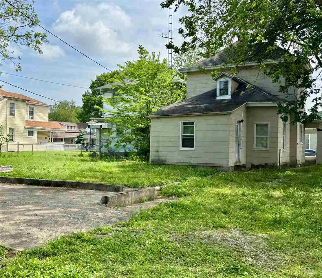 Property Photo: 426 S 8th Street 426 1/2 8th Street IN 47374