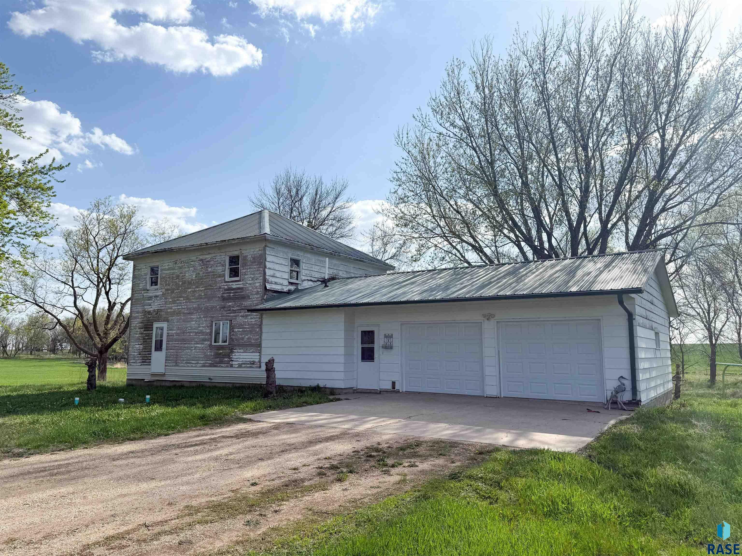 Property Photo: 44343 234th St SD 57076