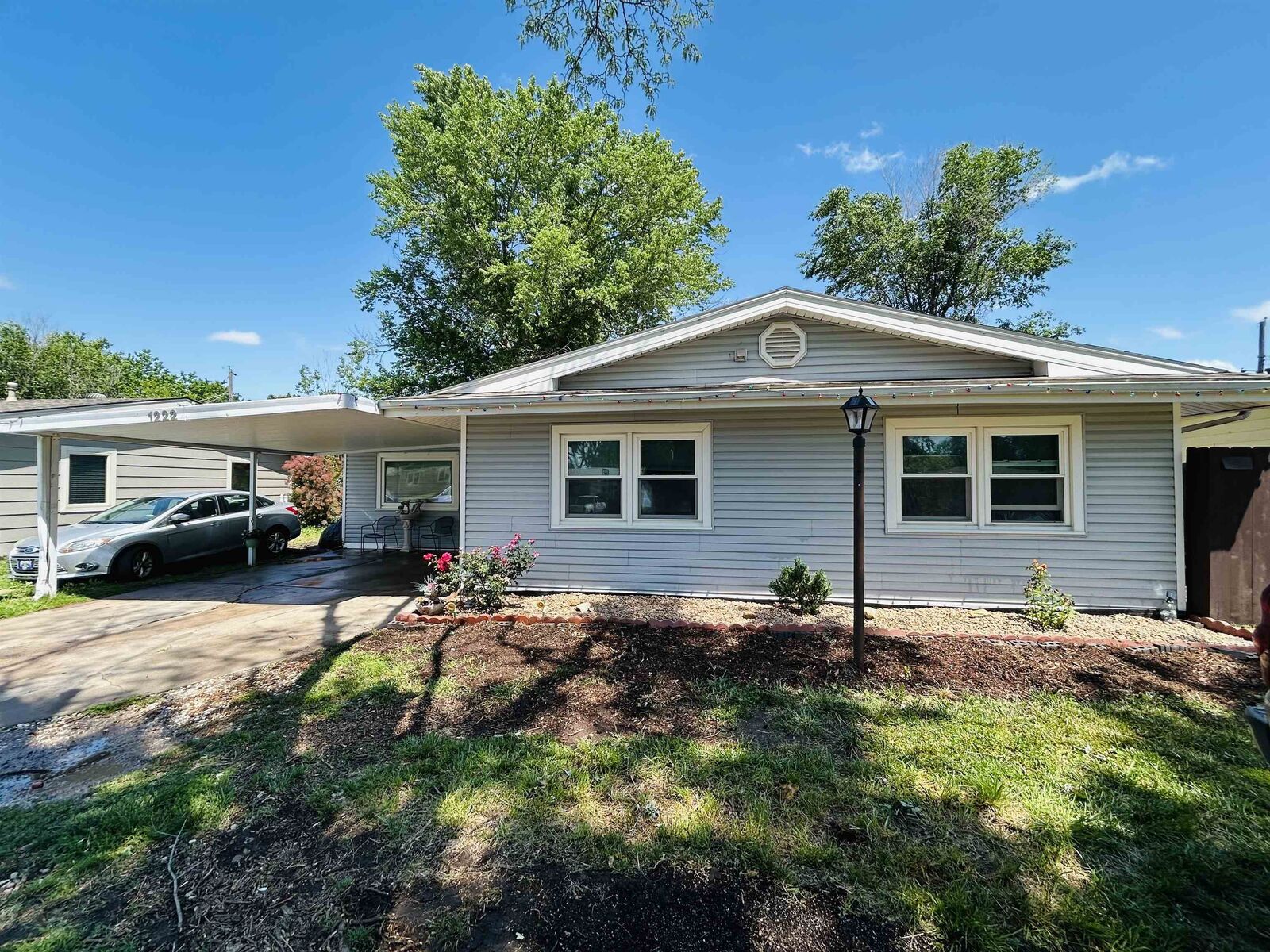 Property Photo:  1222 W 29th St S  KS 67217 