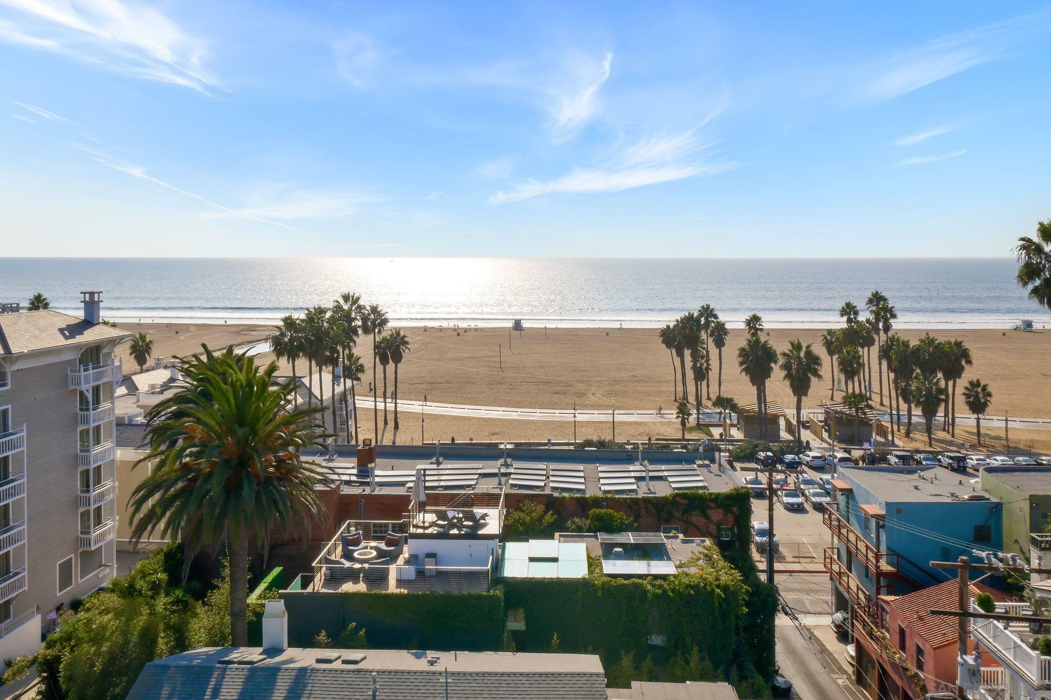 Property Photo: 7 Vicente Terrace CA 90401