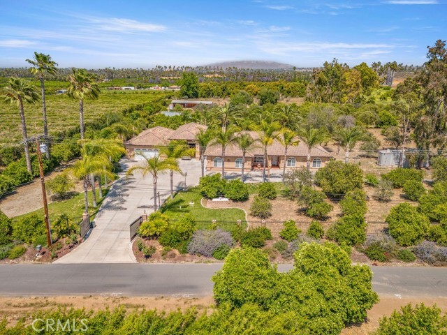 Property Photo: 2189 Myers Street CA 92503