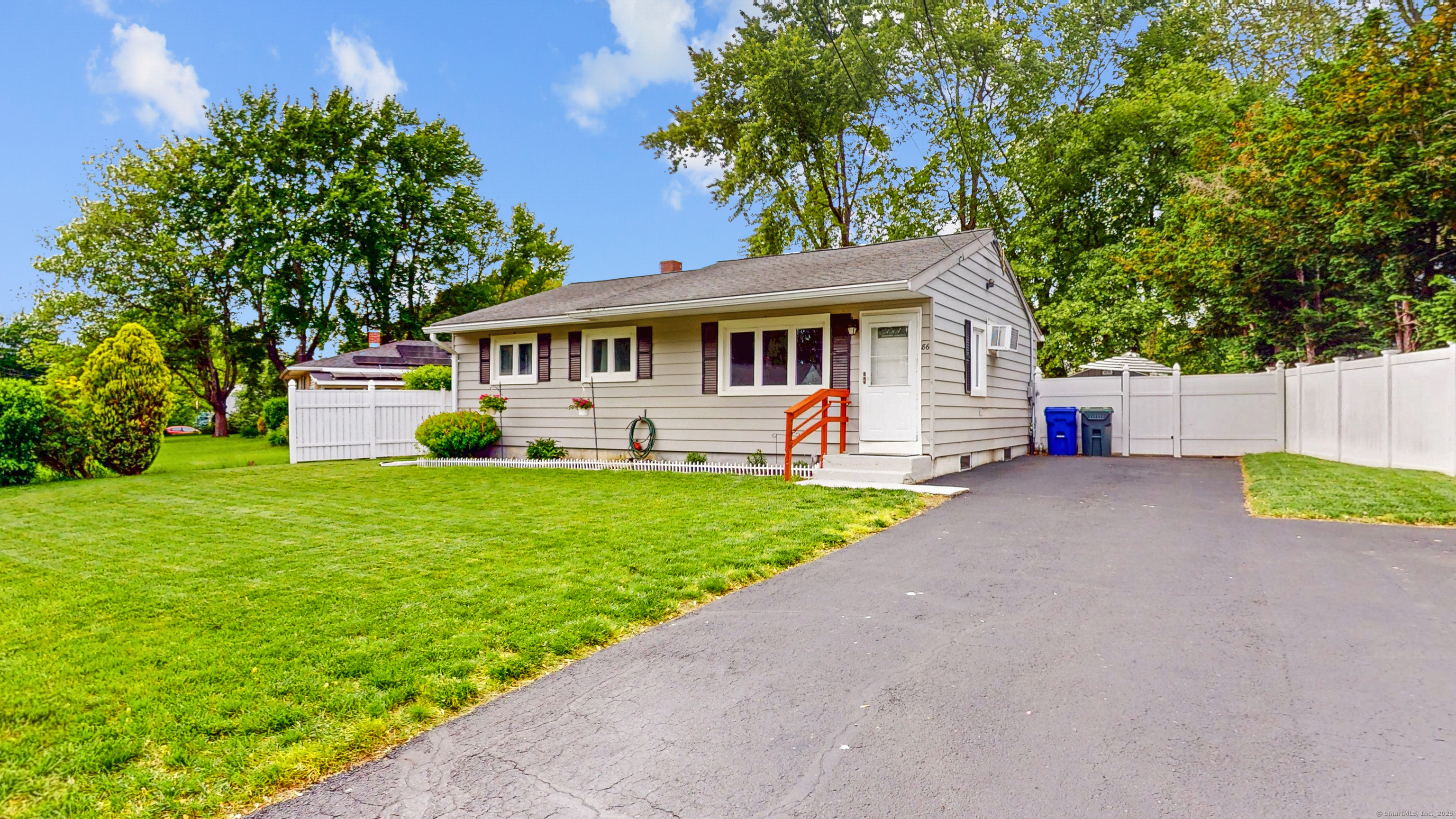 Property Photo:  86 Butler Avenue  CT 06489 