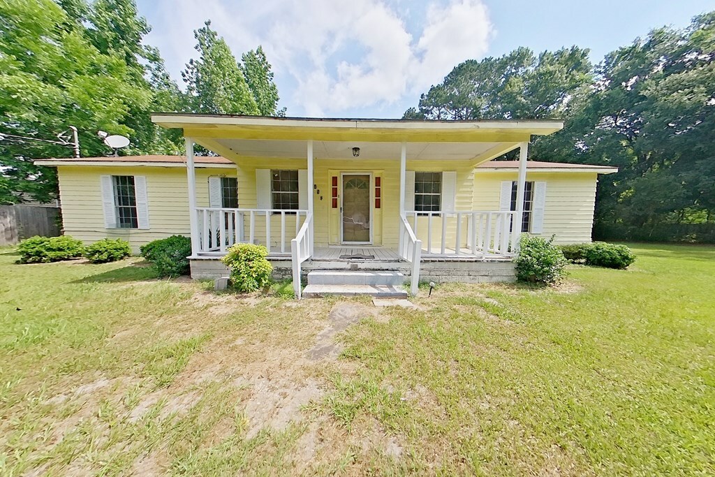 Property Photo: 452 Bn Railroad Cir GA 31626