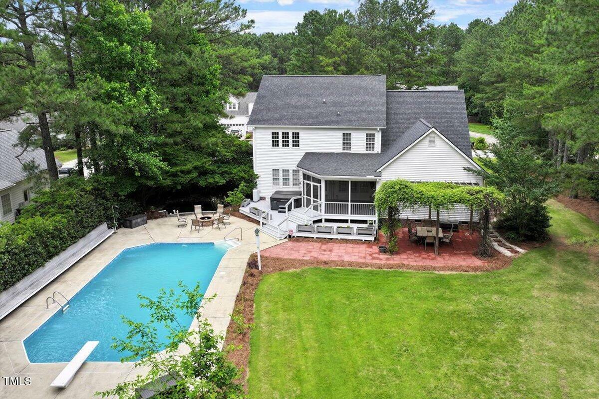 Property Photo: 1817 Foxbrook Drive NC 27603