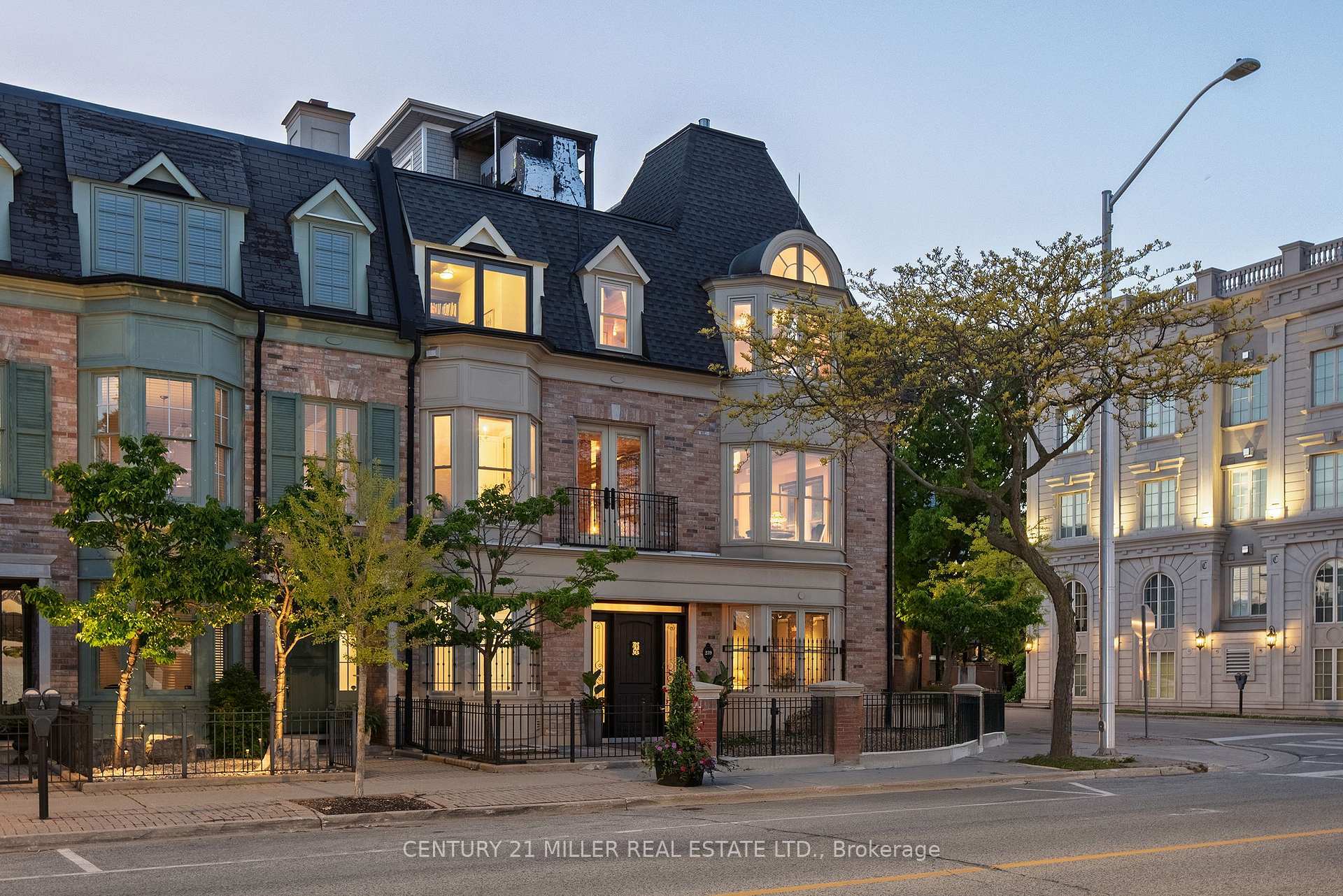 239 Church Street  Oakville ON L6J 1N4 photo