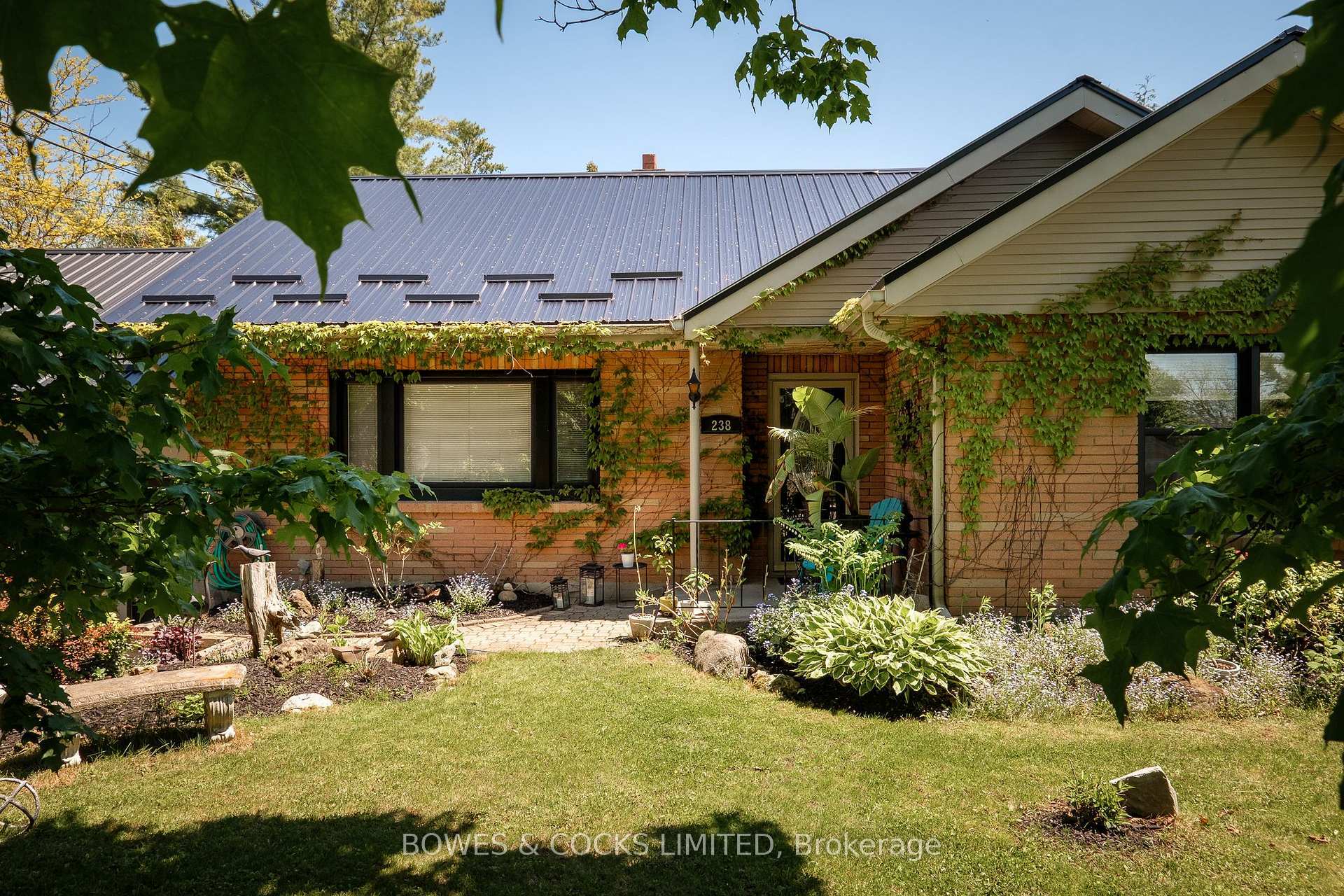 Property Photo:  238 Rogers Street  ON K9H 1W3 