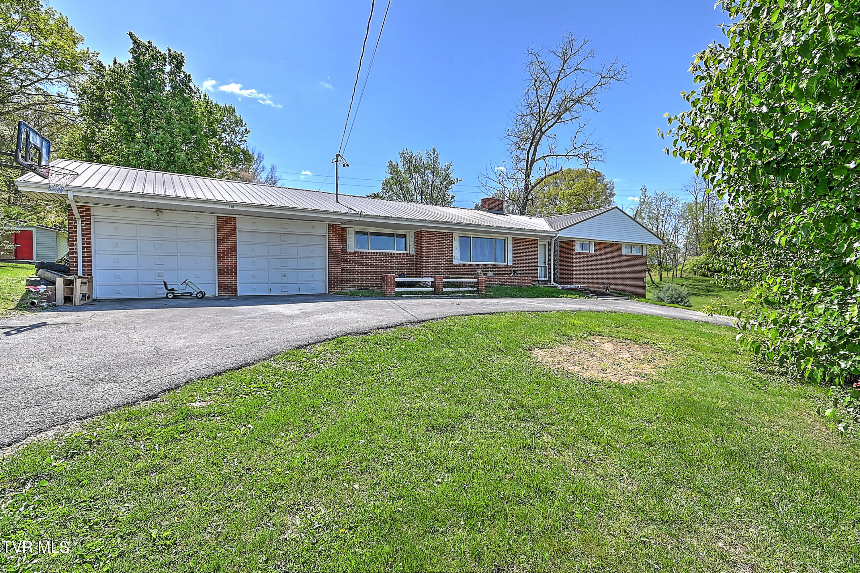 110 Johnson Street  Greeneville TN 37745 photo