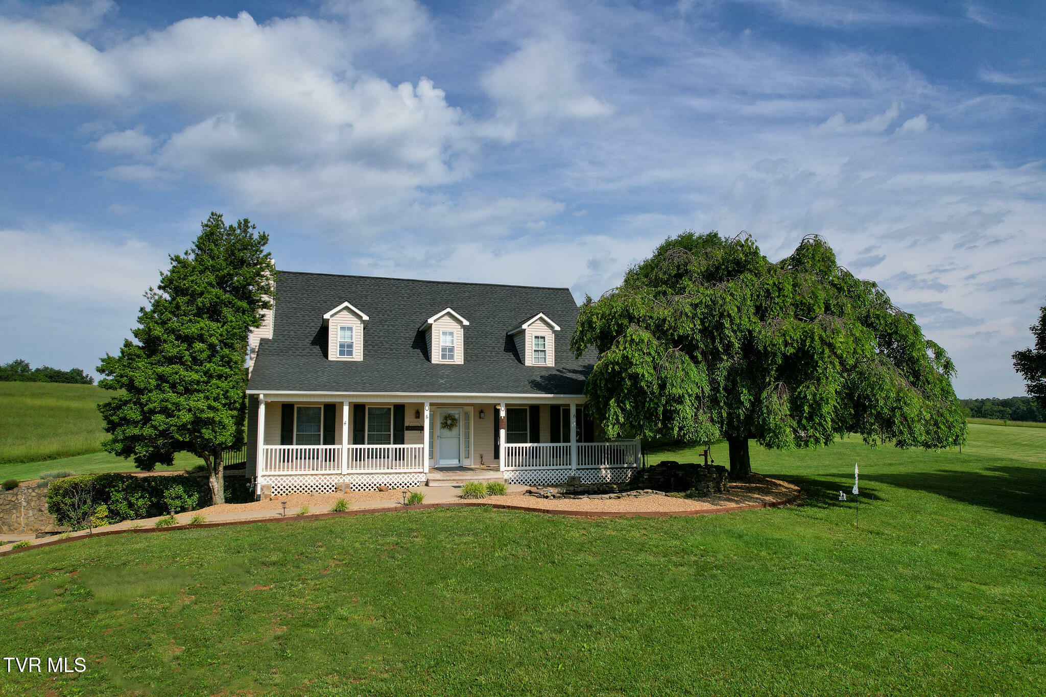 Property Photo: 2361 Old Stage Road TN 37616