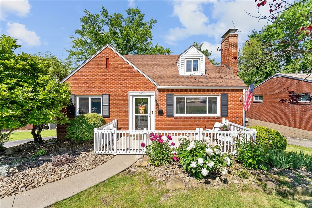 5101 Azalea Dr  Whitehall PA 15236 photo