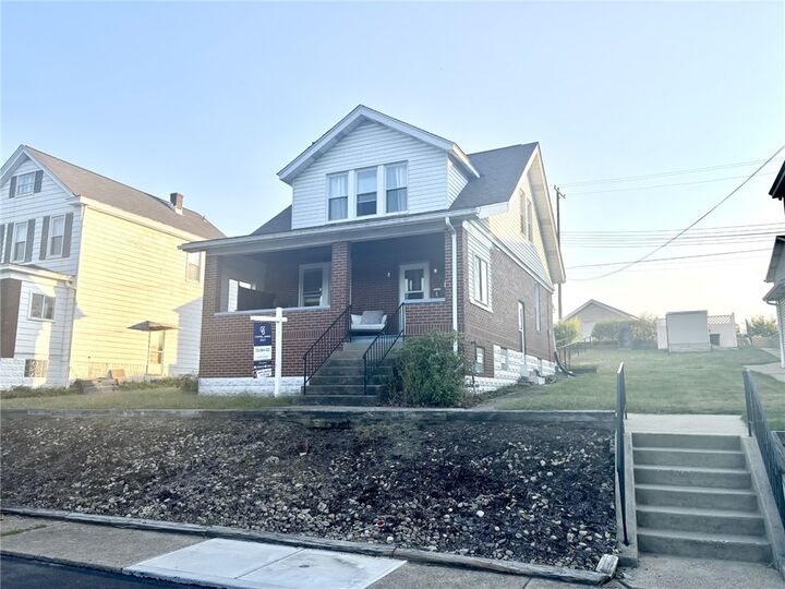 Property Photo: 2373 E Beckert Ave PA 15212