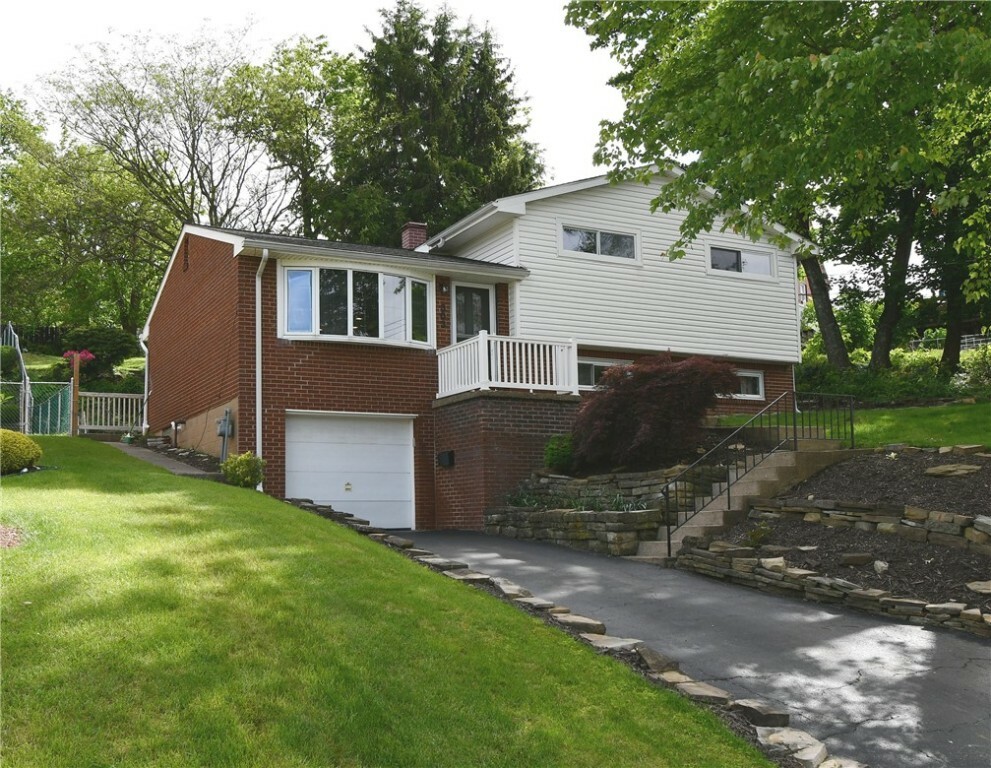 Property Photo: 303 Larch Ln PA 15234