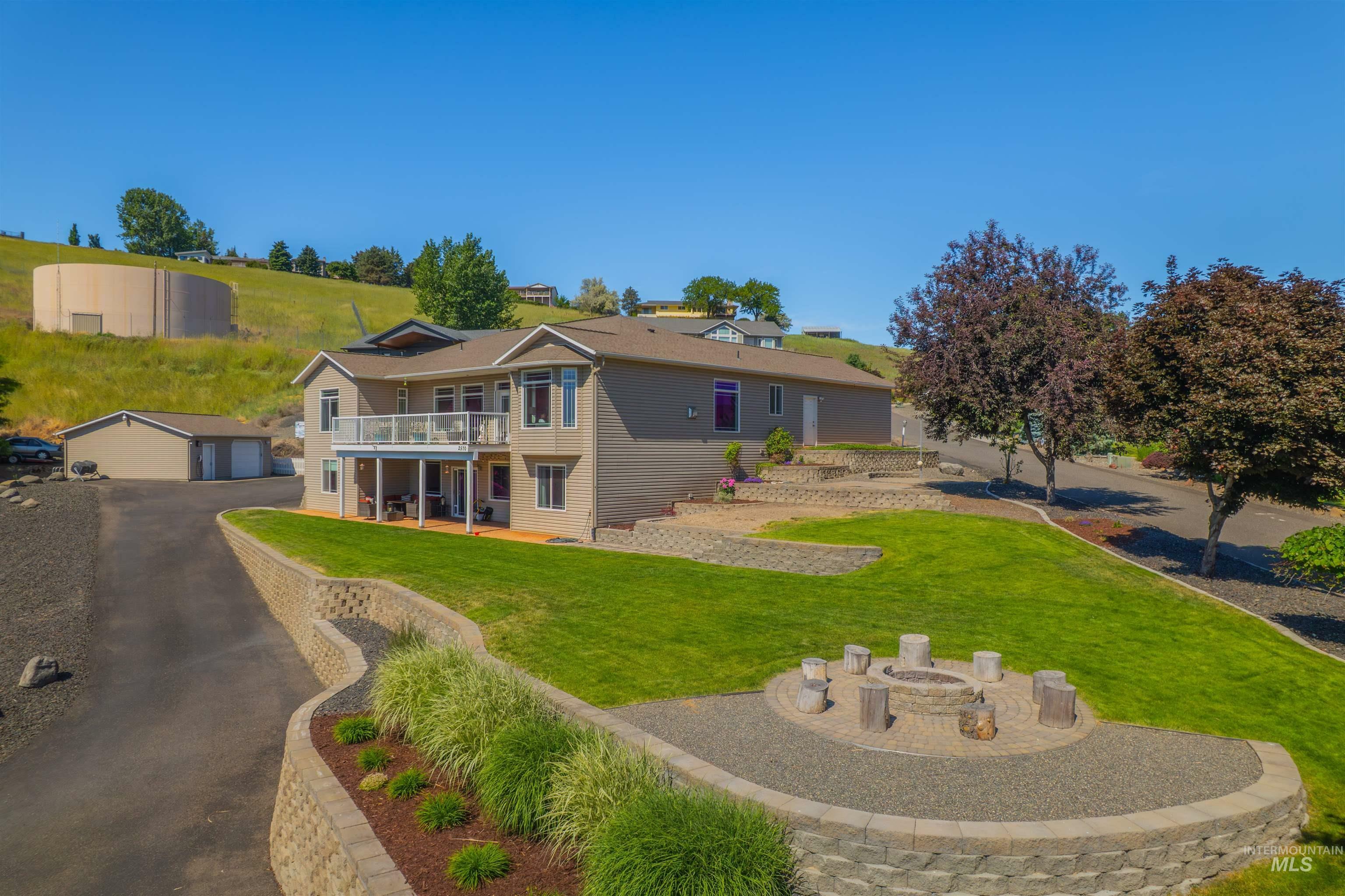 Property Photo: 2570 Reservoir Rd. WA 99403