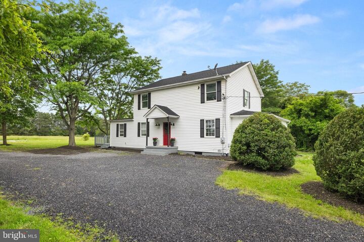 Property Photo: 1164 Fairfax Pike VA 22663