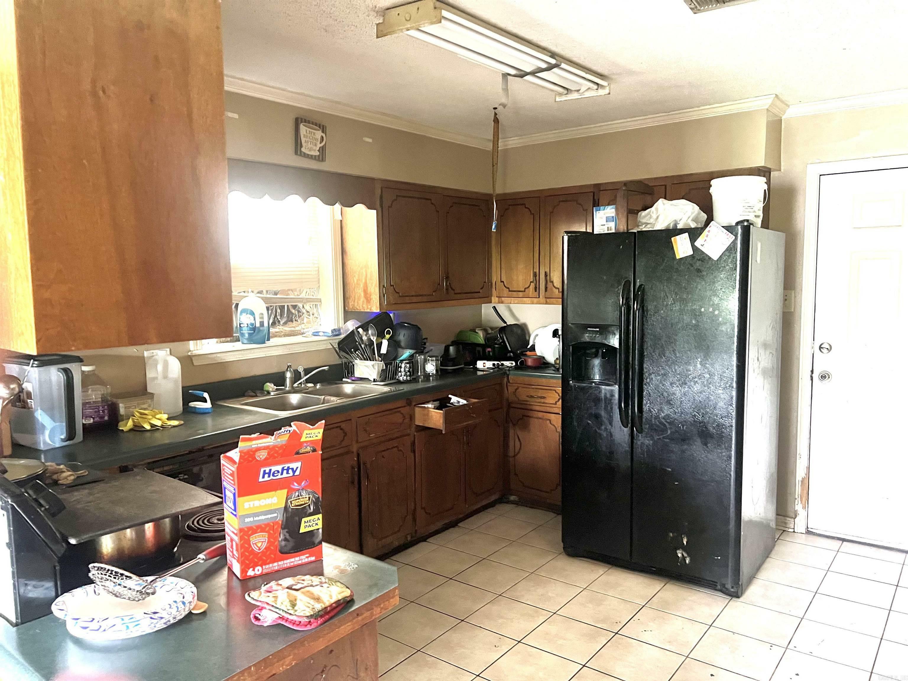 Property Photo:  1104 Mayfair  AR 72315 