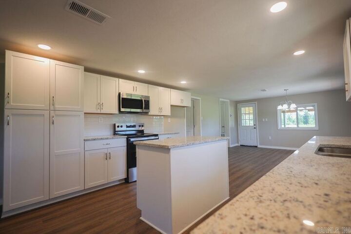 Property Photo:  1553 Hwy 63  AR 72482 