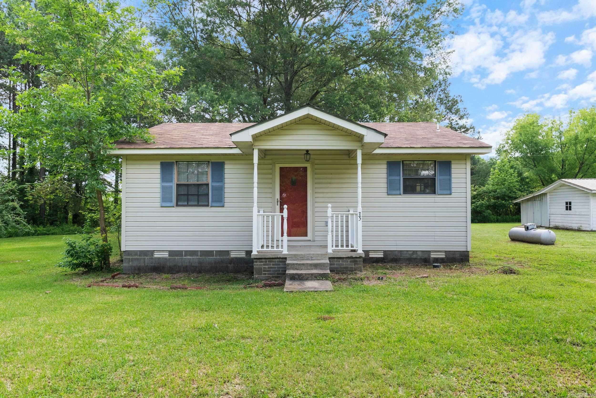 Property Photo:  35 Jarman Lane  AR 72173 