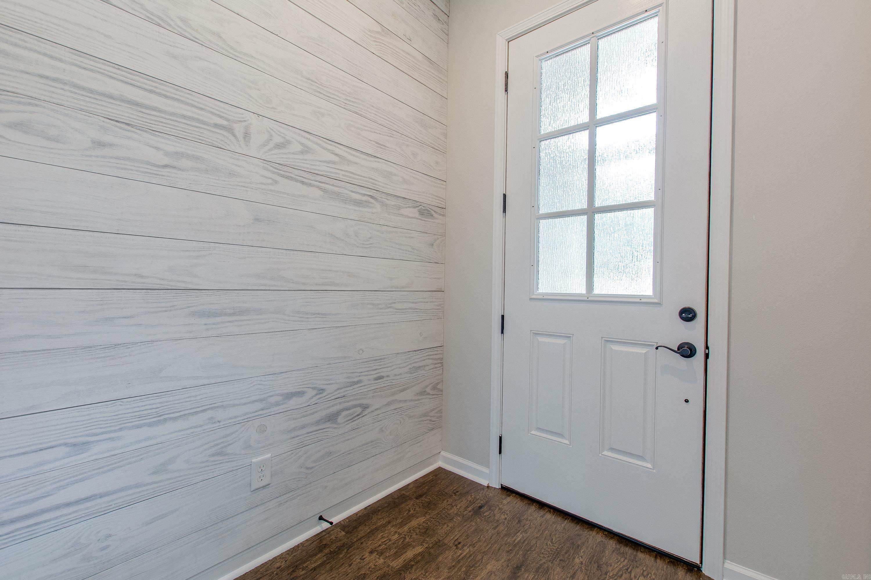 Property Photo: 5045 Maple Leaf Drive AR 72019