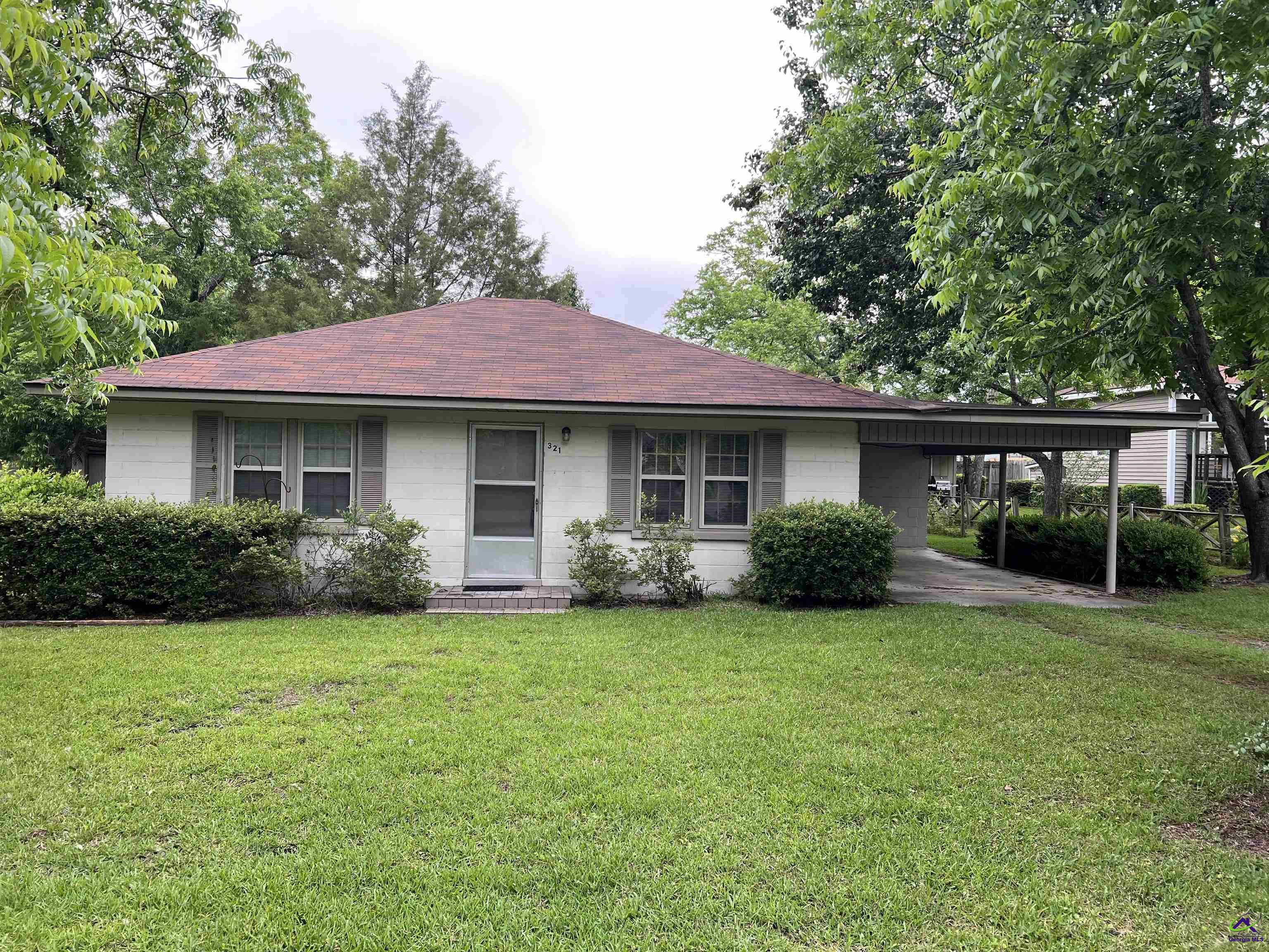 Property Photo: 321 Page Street GA 31023