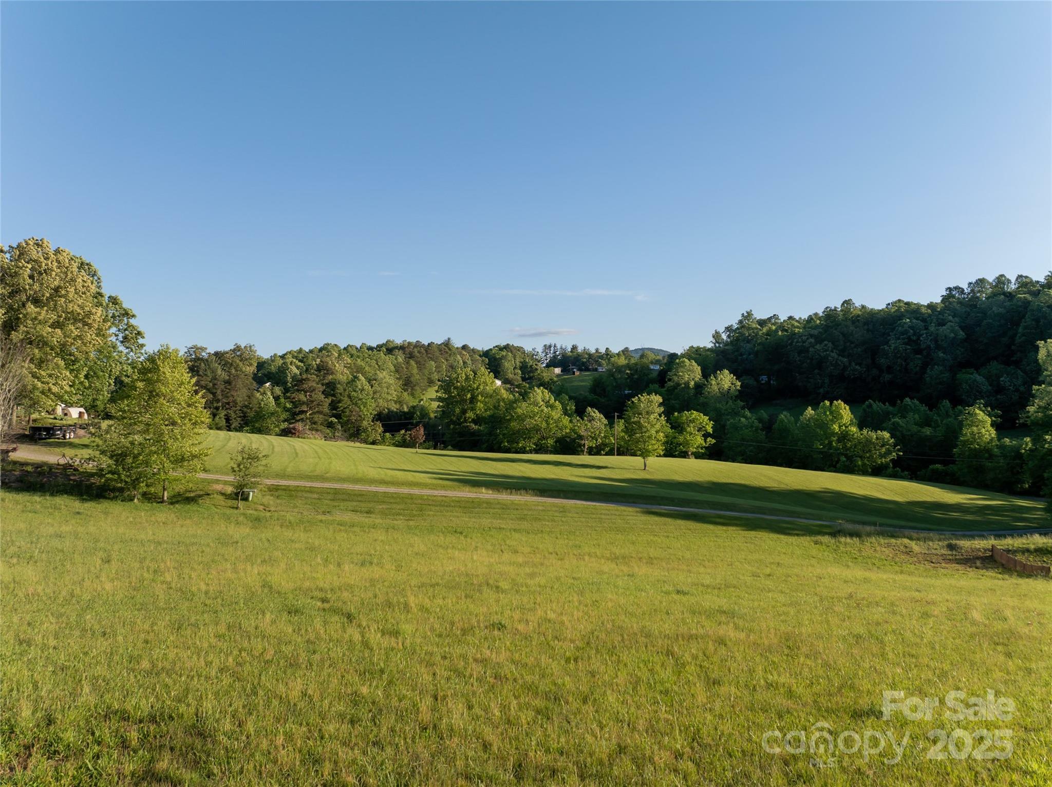 Property Photo: 124 Lilikoi Lane 93 NC 28804