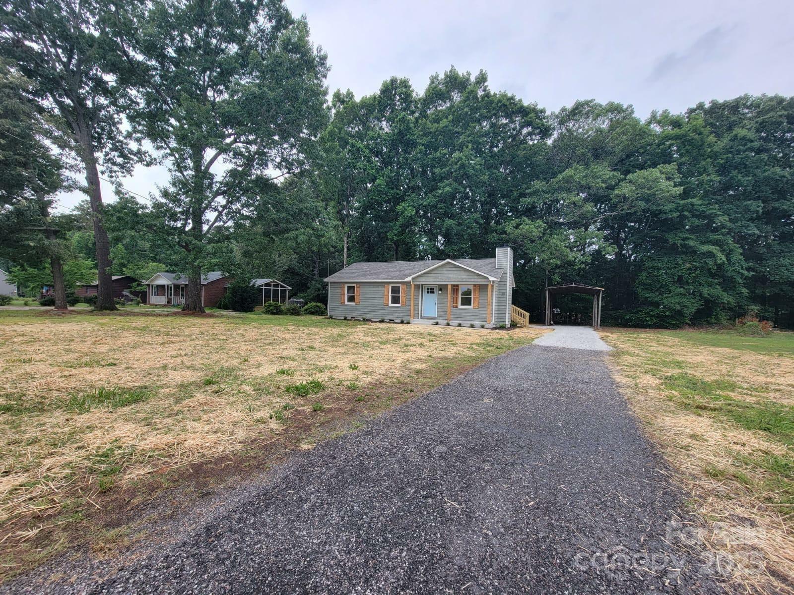Property Photo: 2070 Stirewalt Road NC 28023