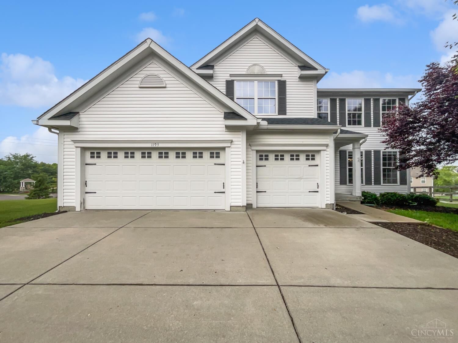 Property Photo: 1193 Lake Meadow Court OH 45036