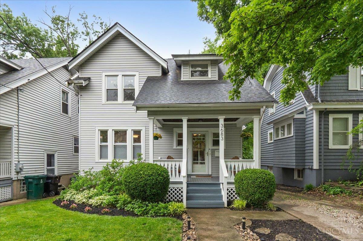 Property Photo: 3683 Saybrook Avenue OH 45208