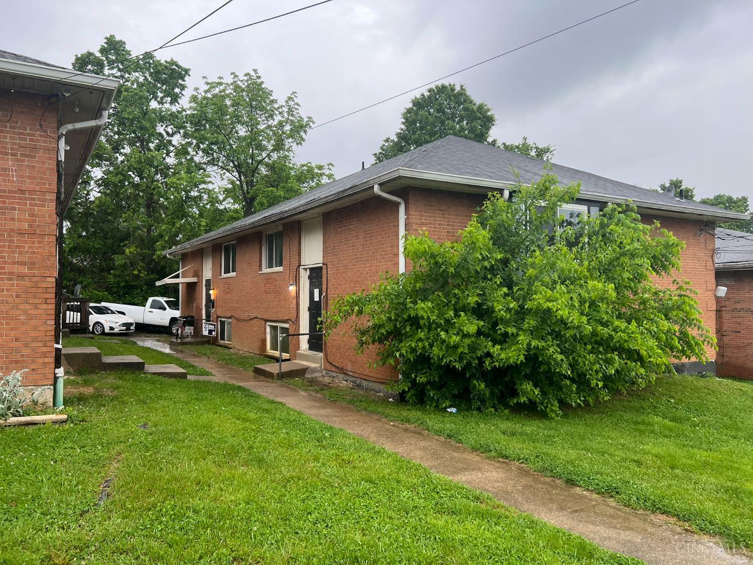 Property Photo: 7851 Glenorchard Drive OH 45237