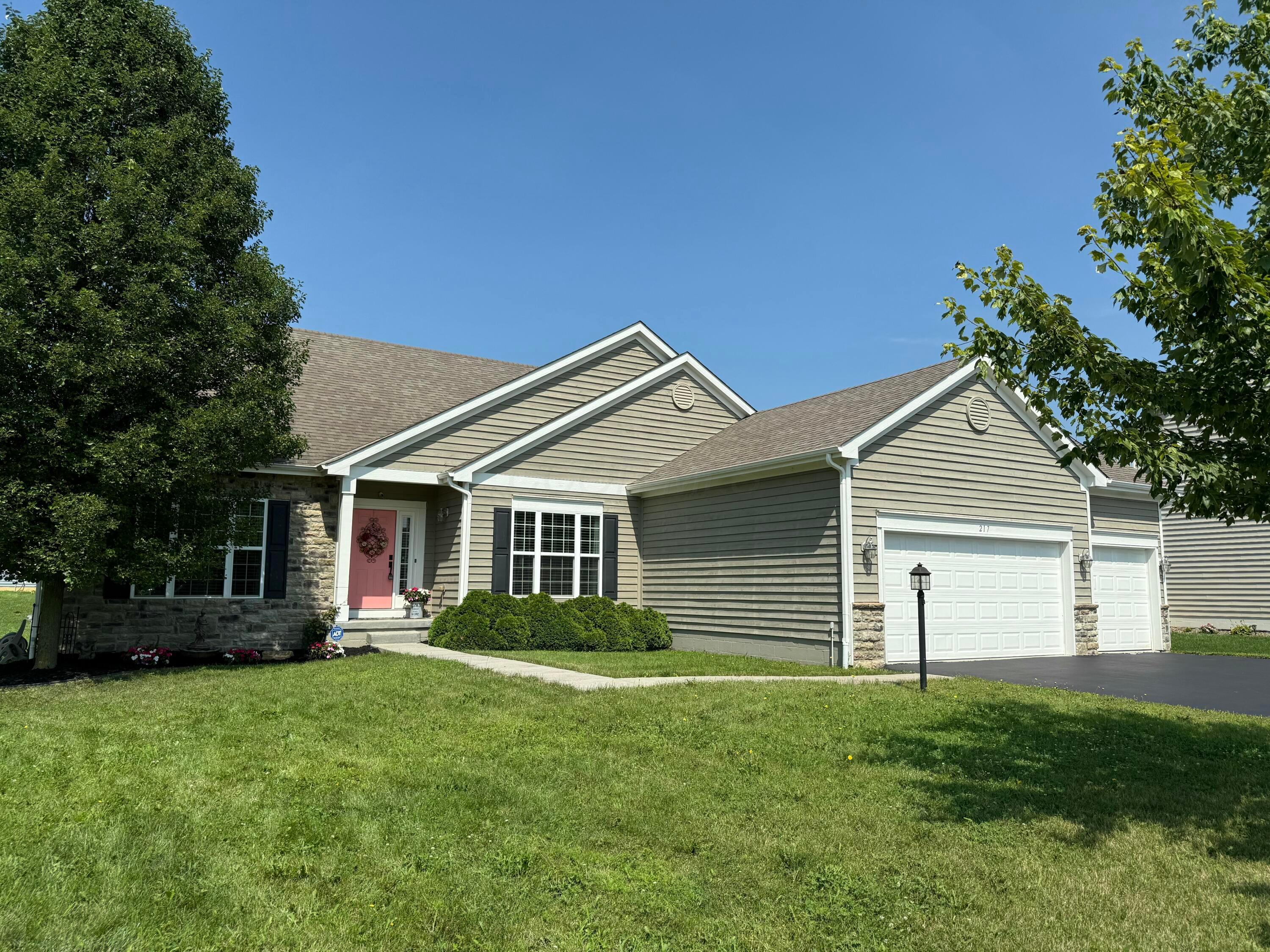 Property Photo:  217 Warbler Court  OH 43147 