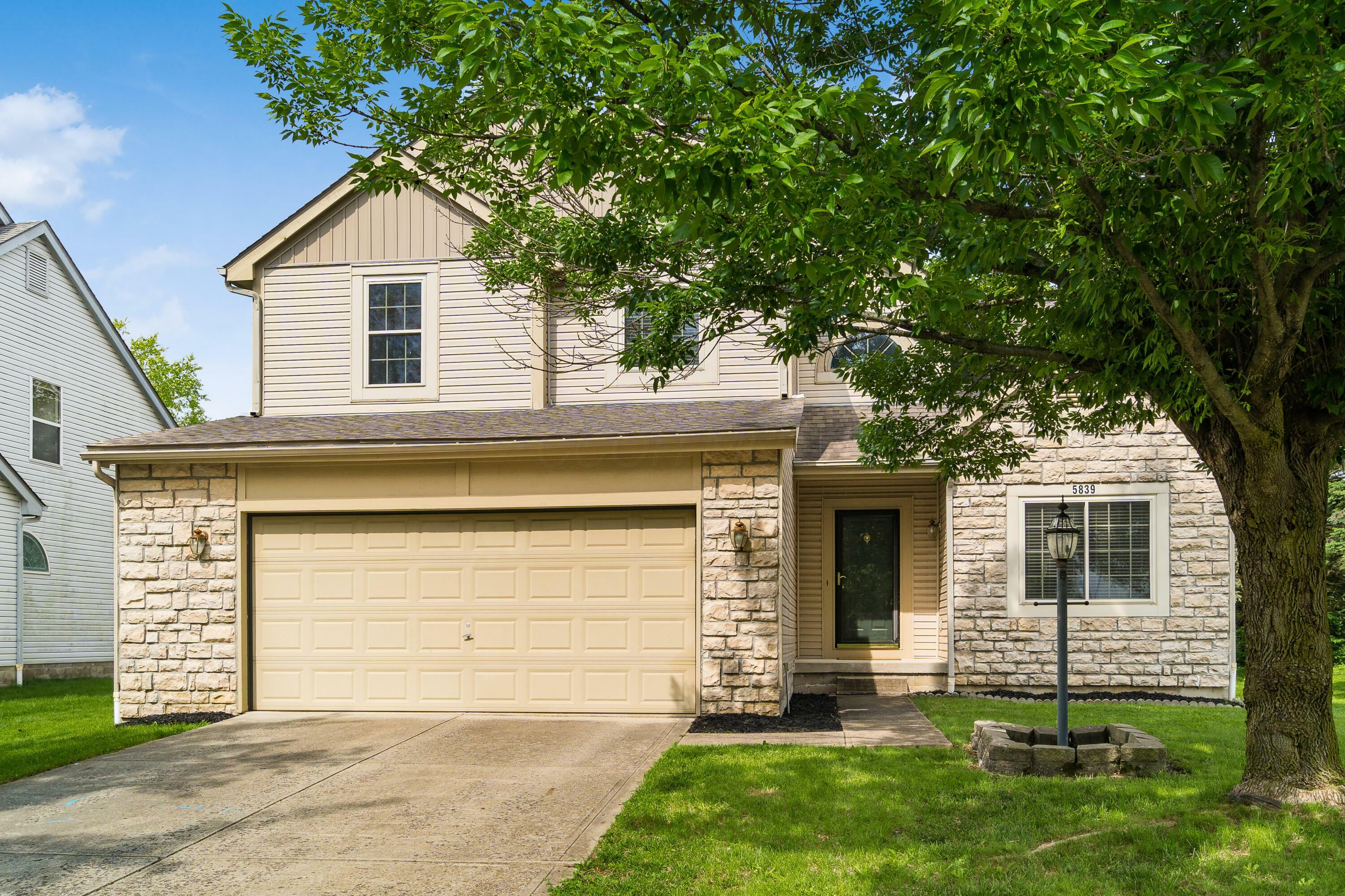 Property Photo: 5839 Castleknock Road OH 43016