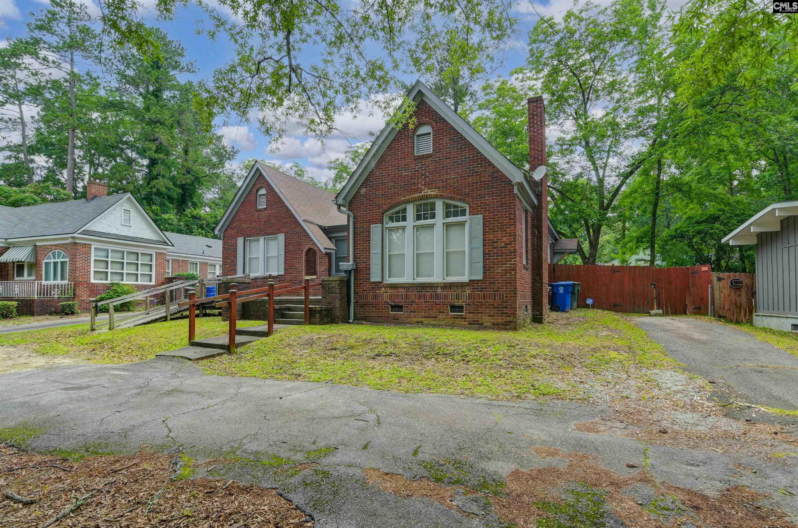 Property Photo: 709 Sunset SC 29203