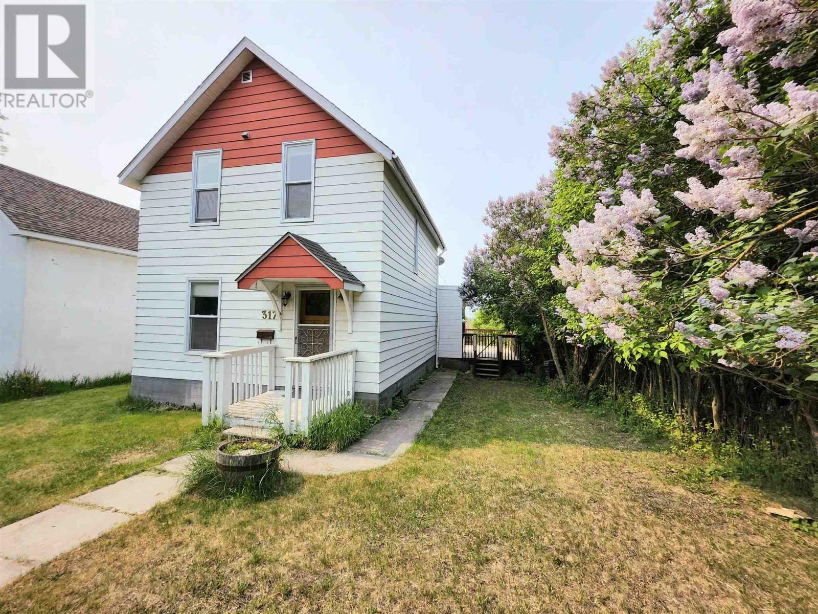 Property Photo: 317 Second Street North ON P9N 2L1