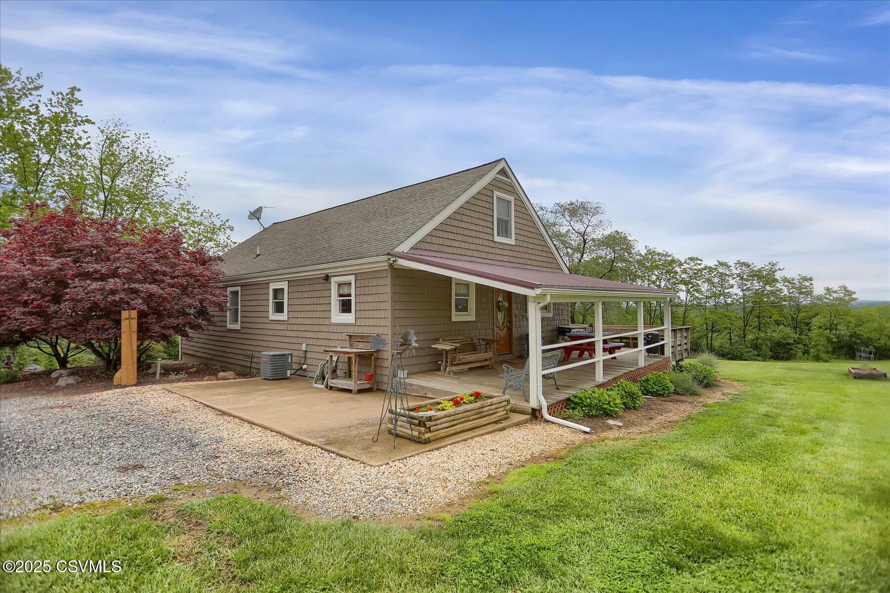 Property Photo: 15429 US-15 PA 17887