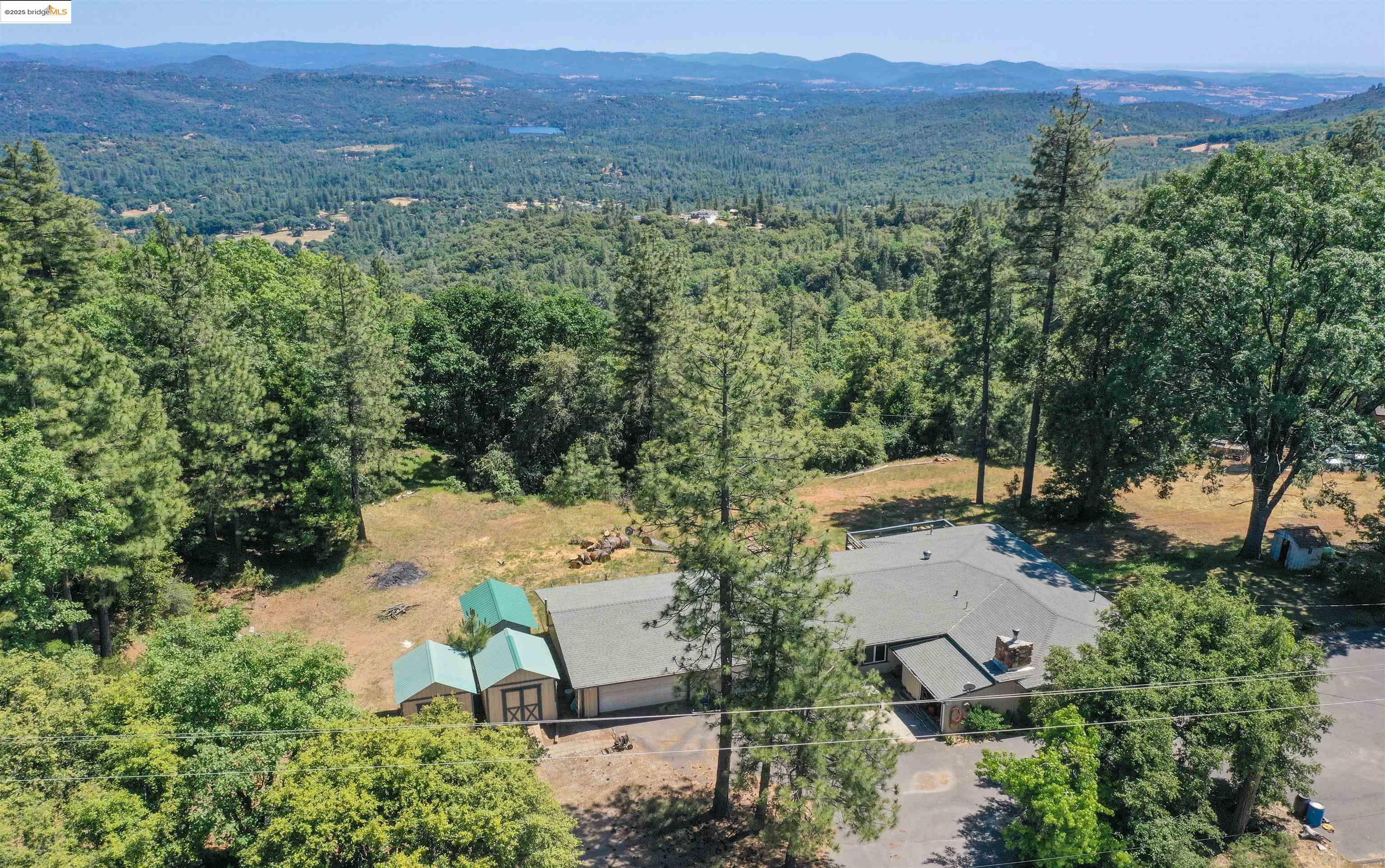 Property Photo:  13849 Northridge Rd  CA 95370 