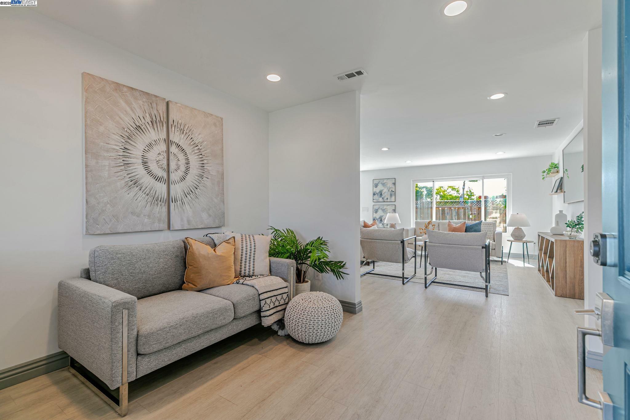 Property Photo: 5324 Selma Ave CA 94536