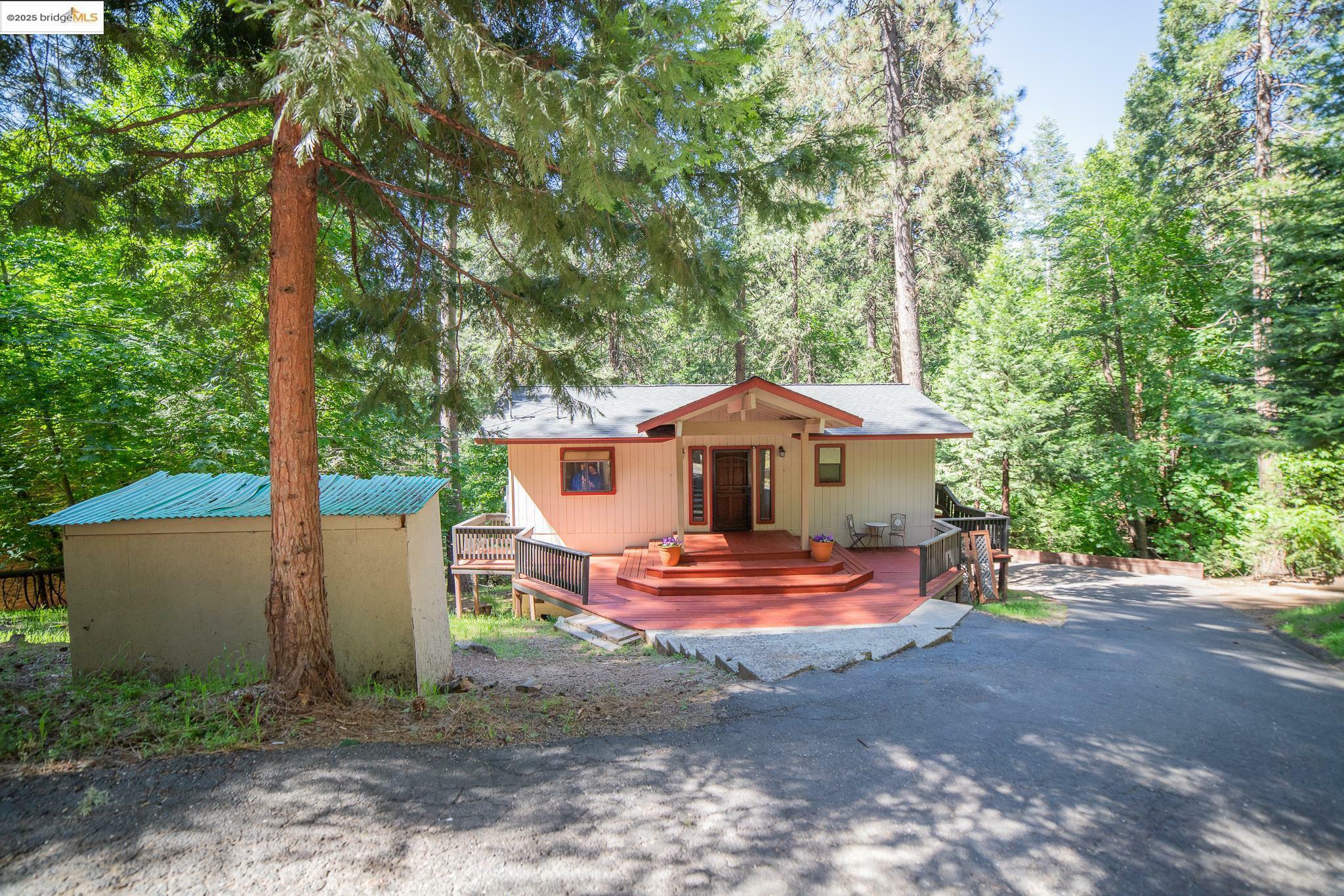 Property Photo: 24327 Kewin Mill Rd CA 95370