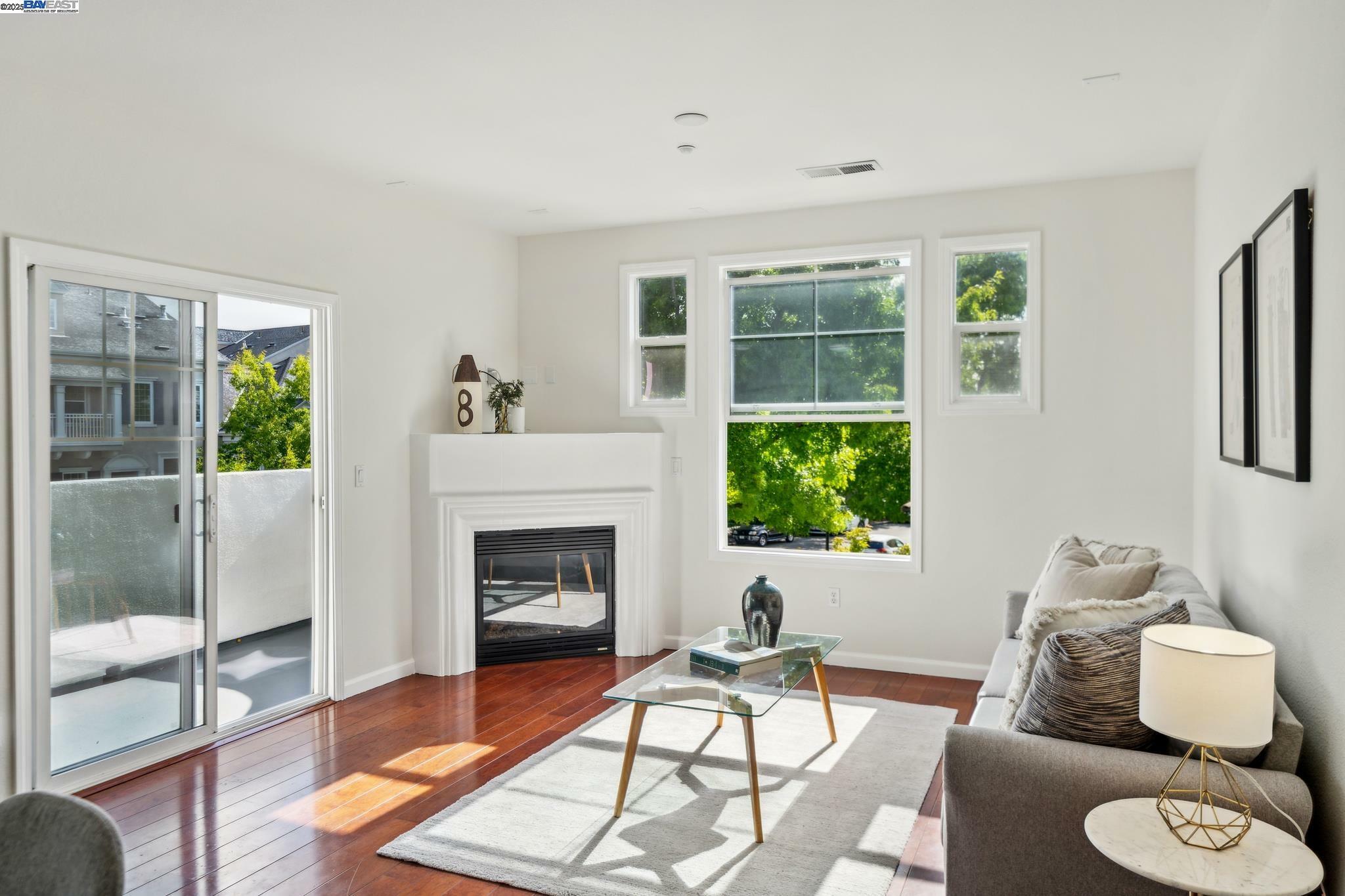 Property Photo: 4191 Clarinbridge Cir CA 94568