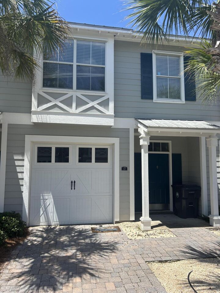 Property Photo:  17 Bald Eagle Court # 6-G  FL 32459 