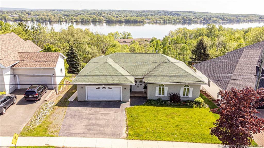 Property Photo: 281 Kimble Drive NB E3B 6Y1