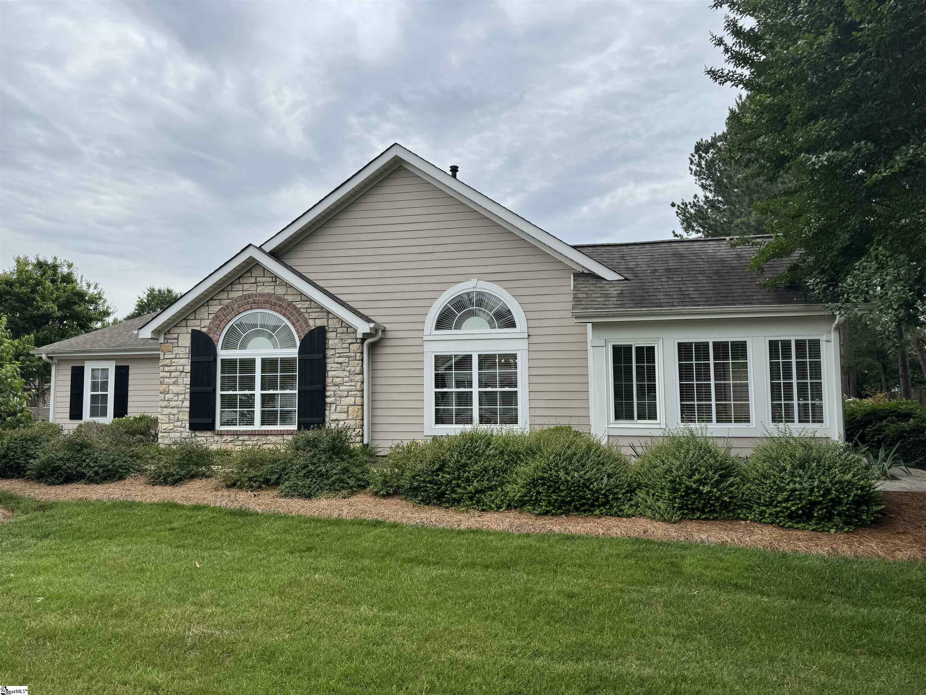 Property Photo: 176 Grinders Circle SC 29650