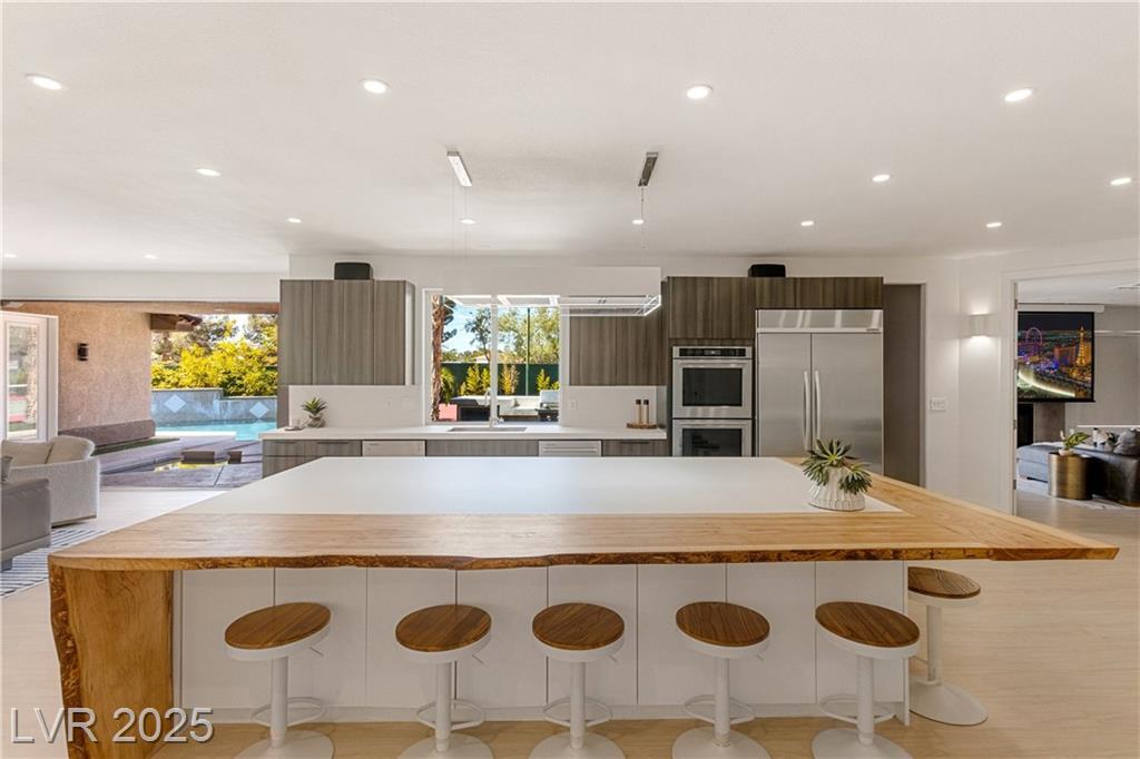 Property Photo: 7271 Loma Alta Circle NV 89120