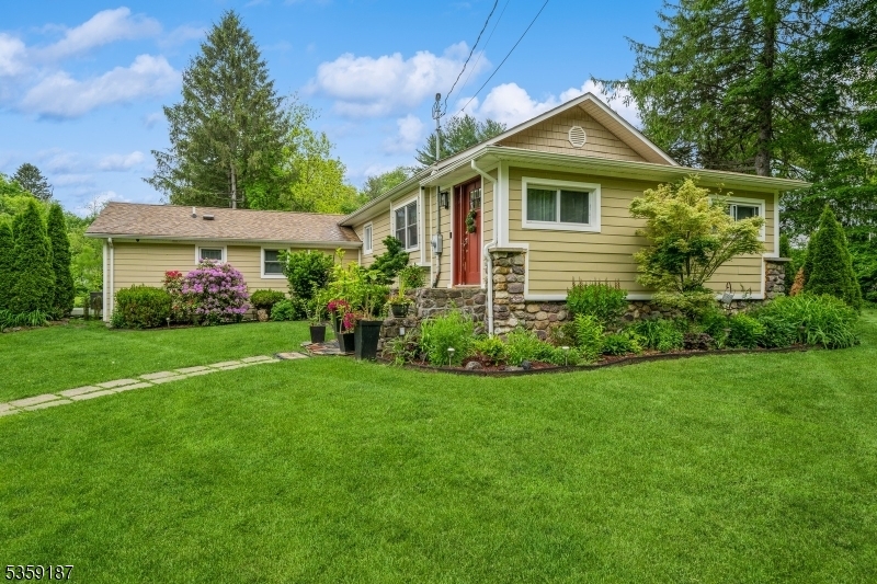Property Photo:  203 La Rue Rd  NJ 07435 