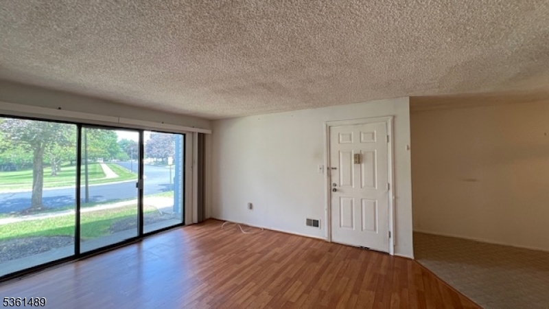 Property Photo: 42 Crabapple Ln NJ 08823