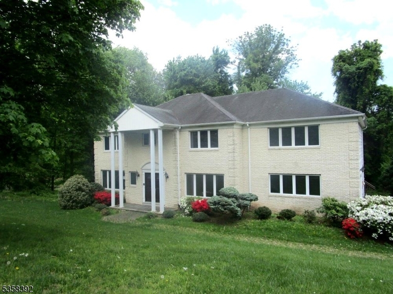 Property Photo: 1601 Justin Pl NJ 07092
