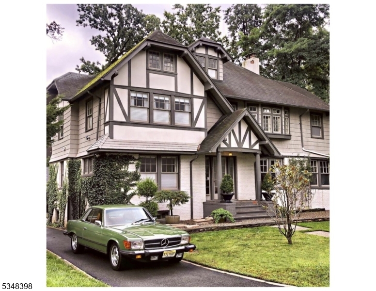 Property Photo: 754 Irving Ter NJ 07050