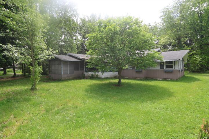 56825 Elmer Avenue  South Bend IN 46619 photo