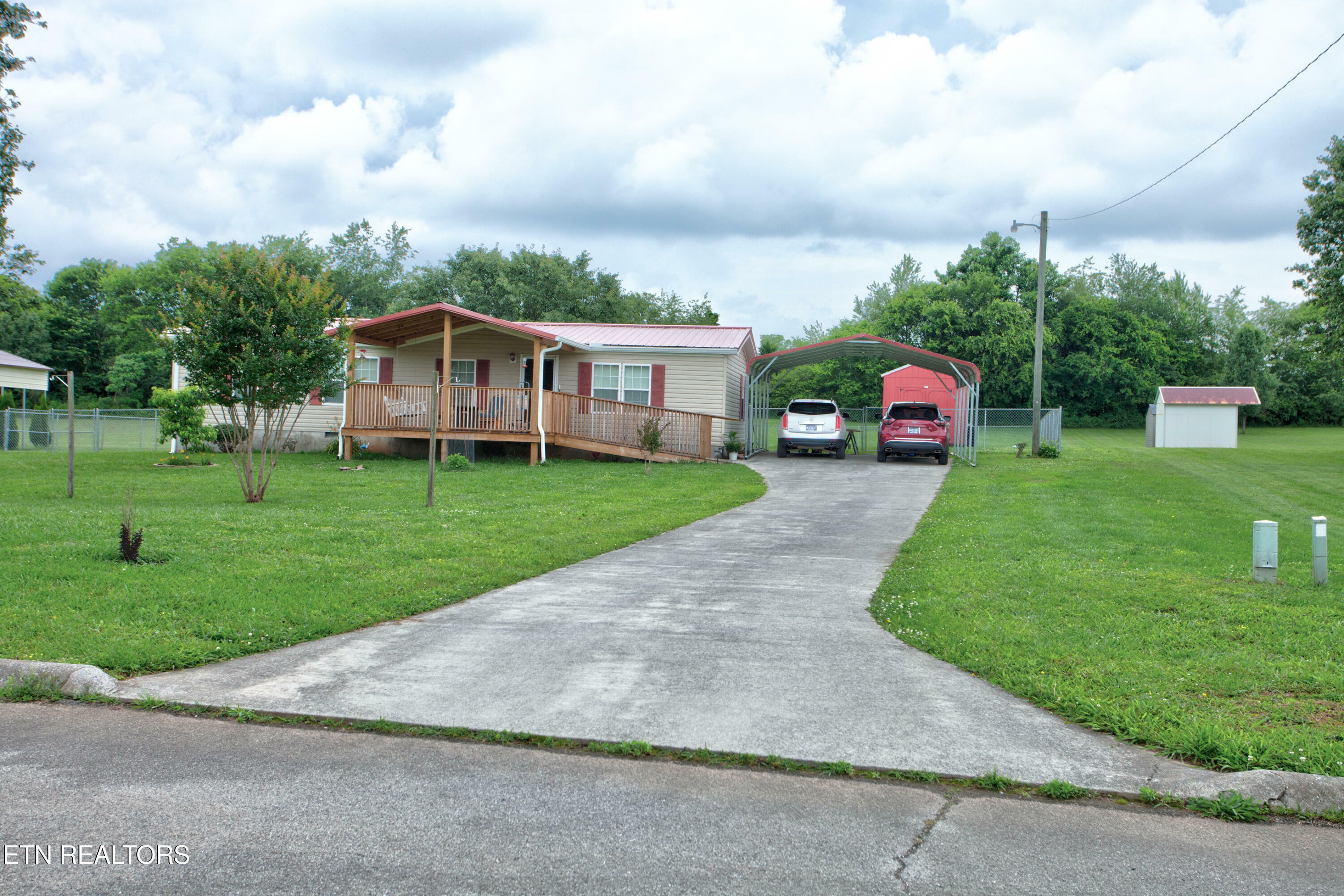 Property Photo: 5261 Morganton Blvd TN 37742