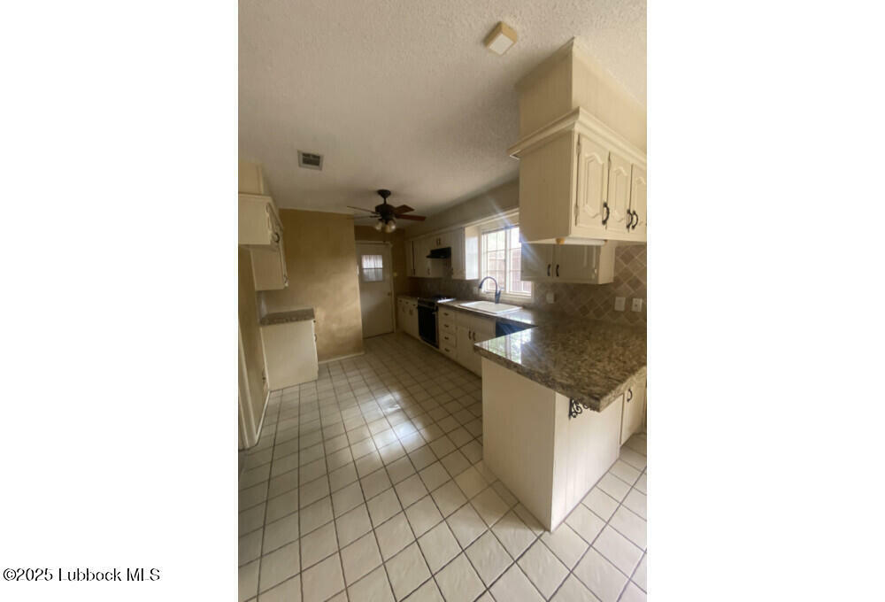 Property Photo: 3712 96th Street TX 79423