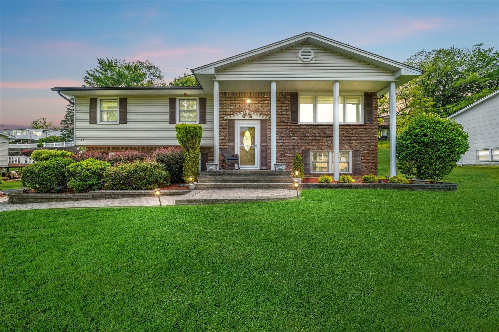 11 Hillside Drive  Thiells NY 10984 photo