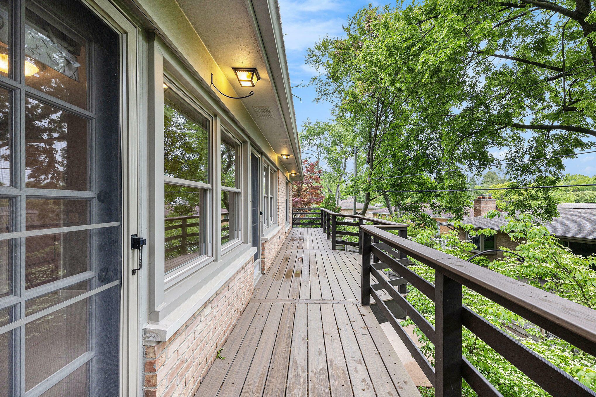 Property Photo:  1231 Naples Court  MI 48103 