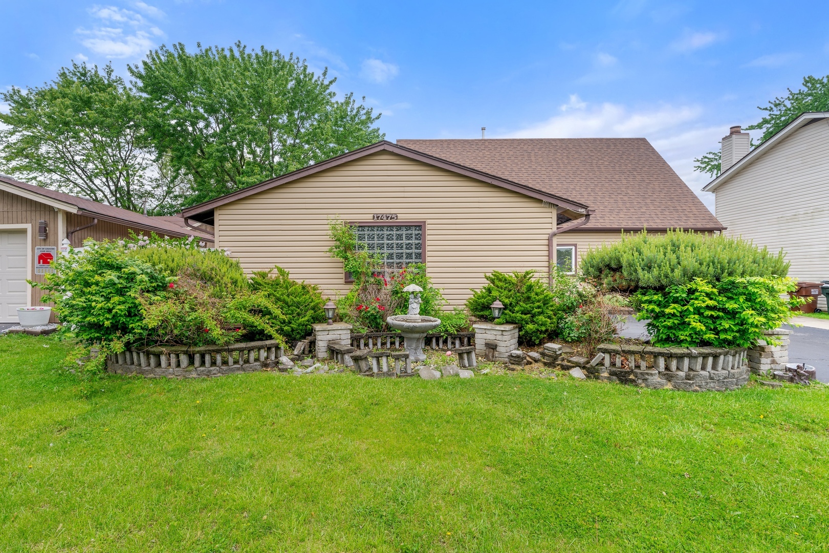 Property Photo:  17475 Eastgate Drive  IL 60478 